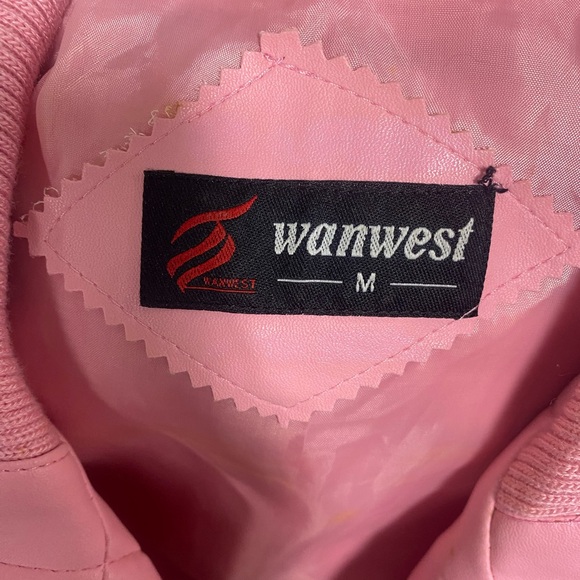 It’s fabulous- Pink faux leather bomber jacket, (size M)vintage - Picture 5 of 5
